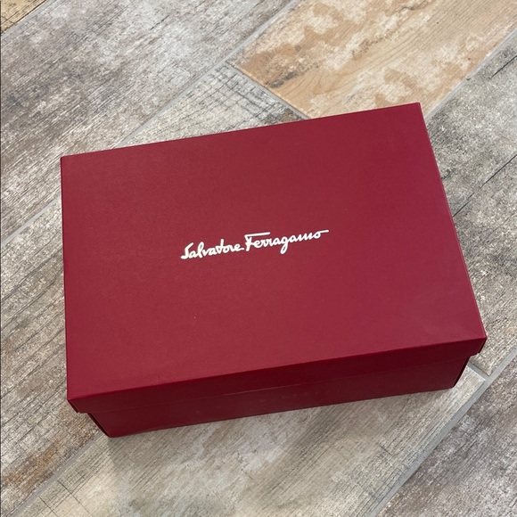 Salvatore Ferragamo Red Shoe Box - Picture 1 of 4
